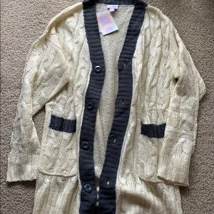NWT Small LuLaRoe Cream and Navy Lucille Sweater